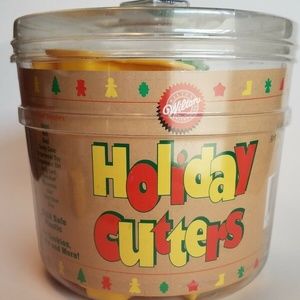 Vintage 1997 Wilton cookie cutters